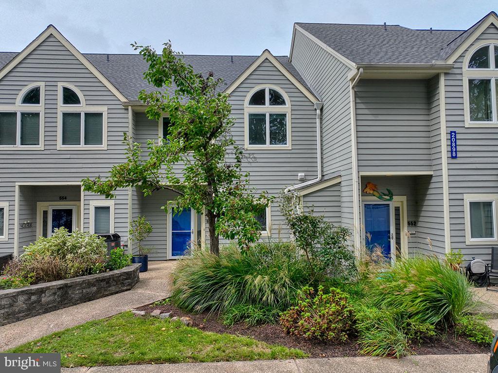 20898 EAST DRIVE Unit: 553