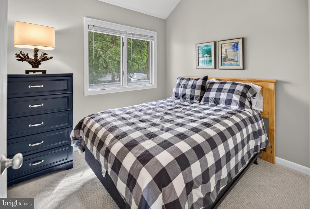 20898 EAST DRIVE Unit: 553