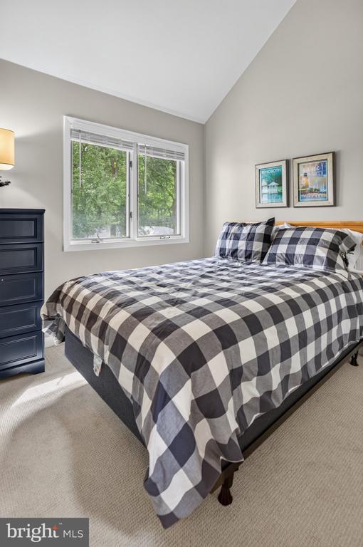 20898 EAST DRIVE Unit: 553