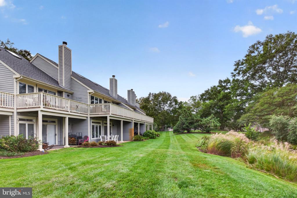 20898 EAST DRIVE Unit: 553