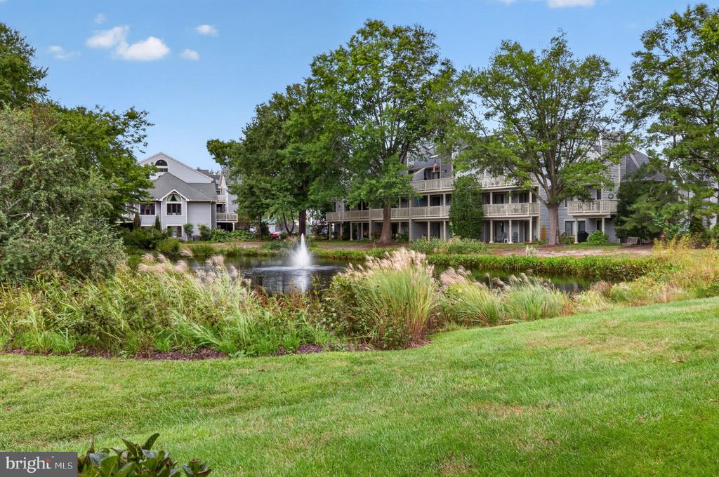 20898 EAST DRIVE Unit: 553
