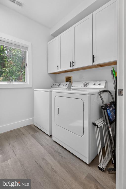 20898 EAST DRIVE Unit: 553