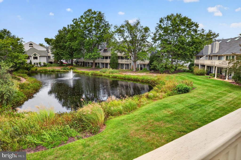 20898 EAST DRIVE Unit: 553