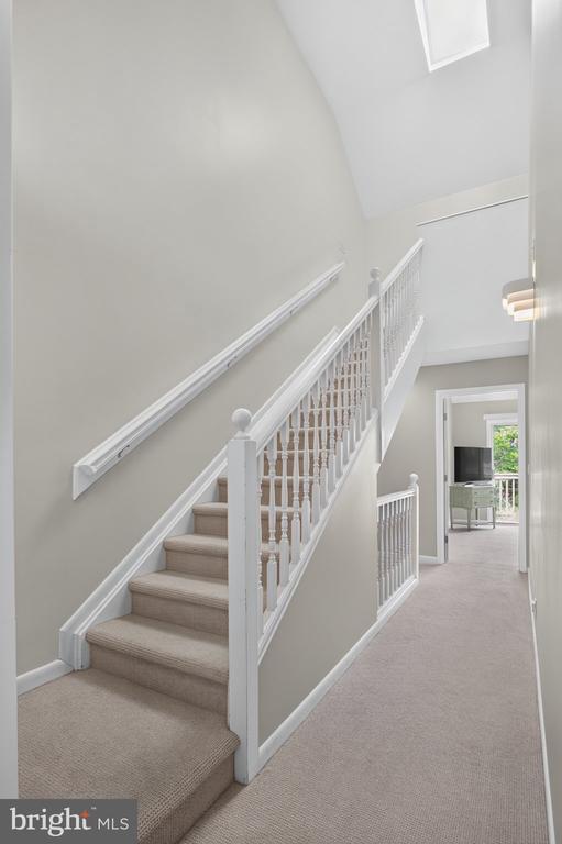 20898 EAST DRIVE Unit: 553