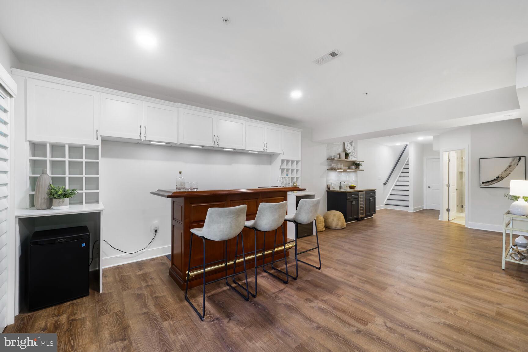 1434 BED STONE LANE