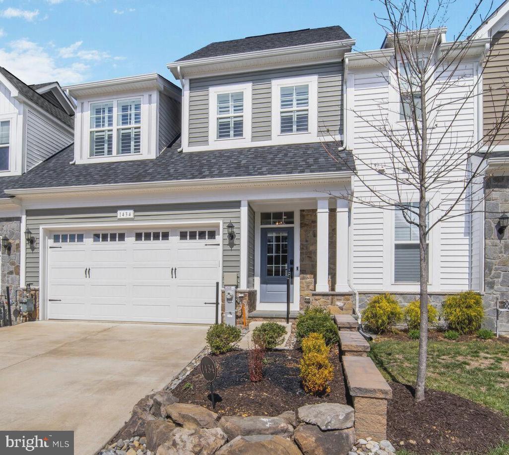 1434 BED STONE LANE