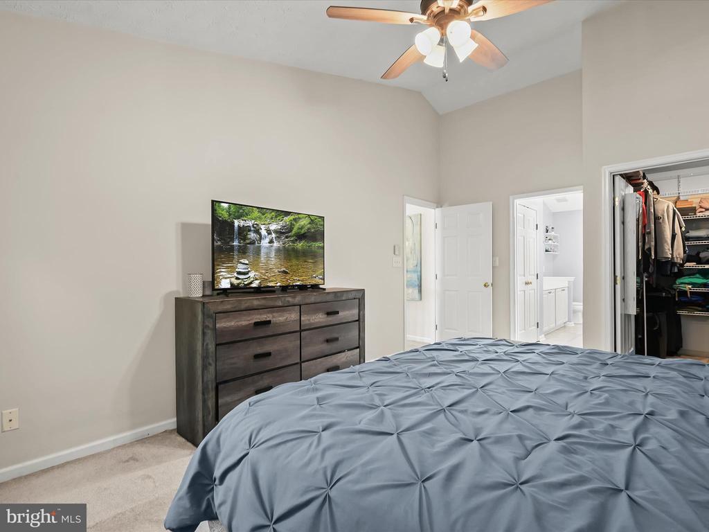 8111 HUNTMASTER COURT