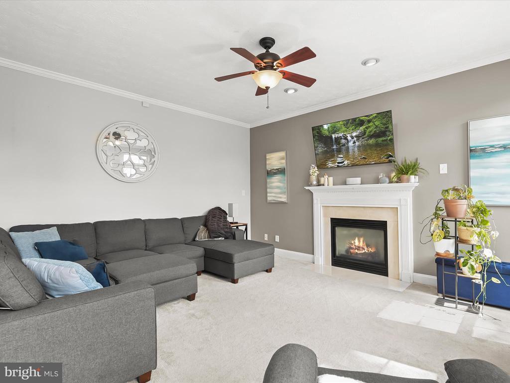 8111 HUNTMASTER COURT