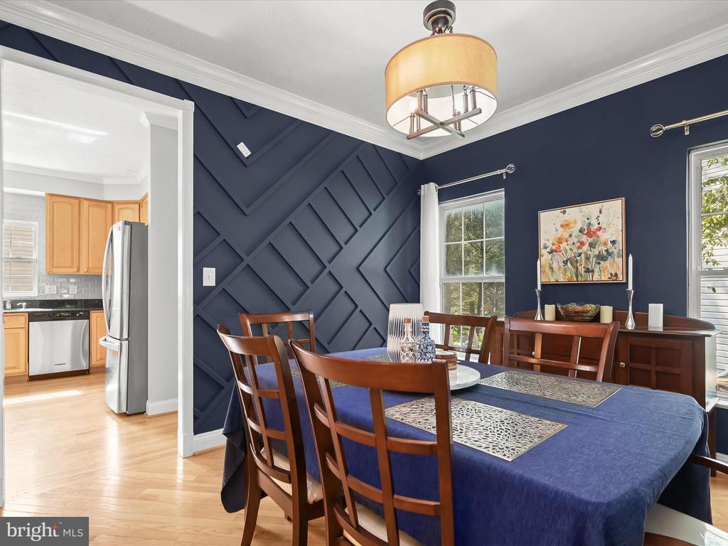 8111 HUNTMASTER COURT