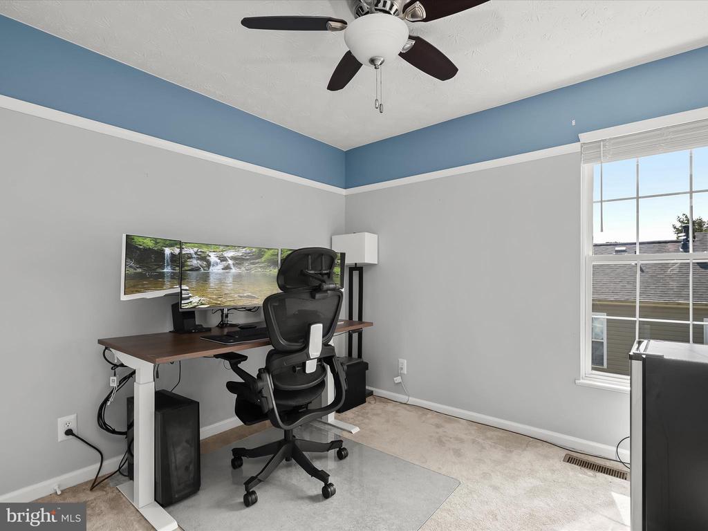 8111 HUNTMASTER COURT