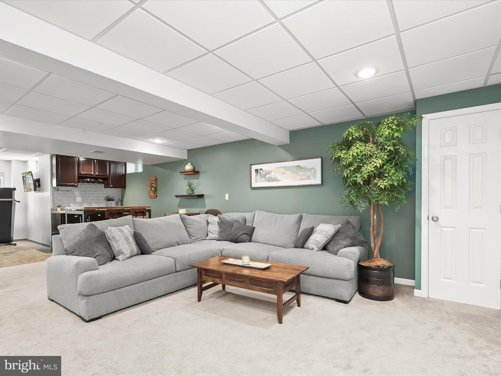 8111 HUNTMASTER COURT