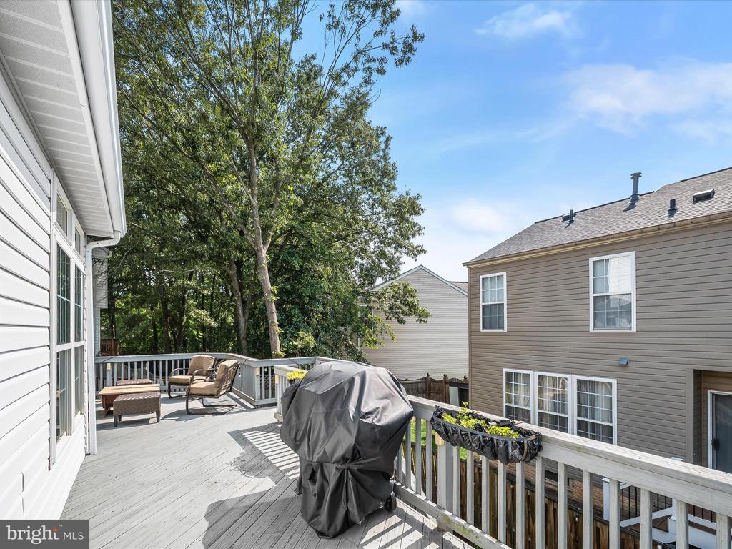 8111 HUNTMASTER COURT
