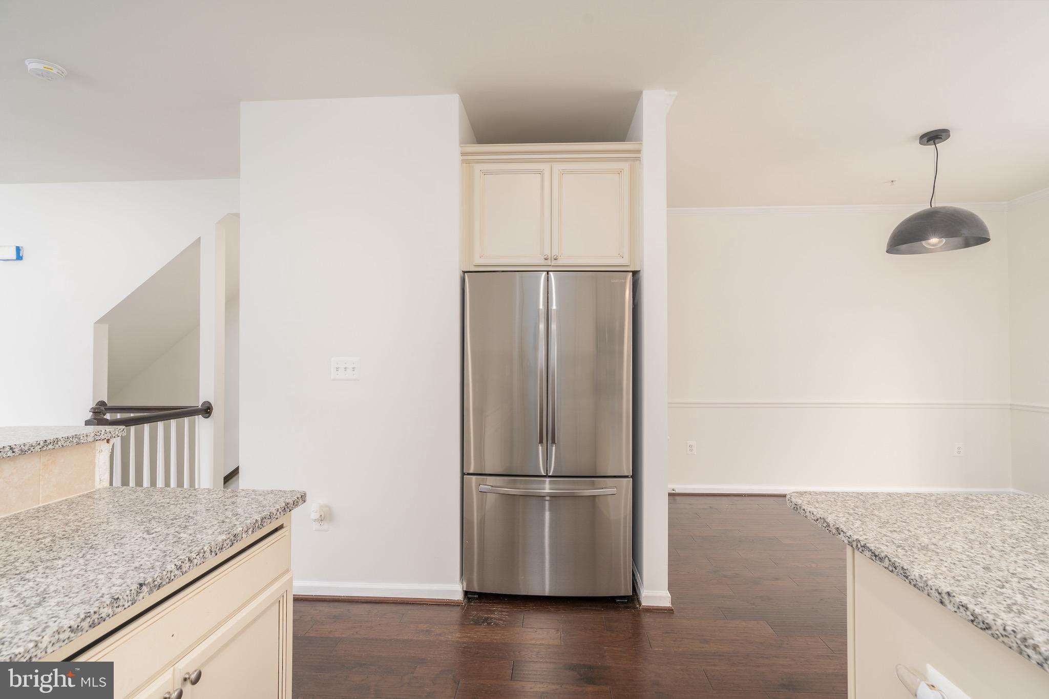 5427 SPOTSWOOD PLACE