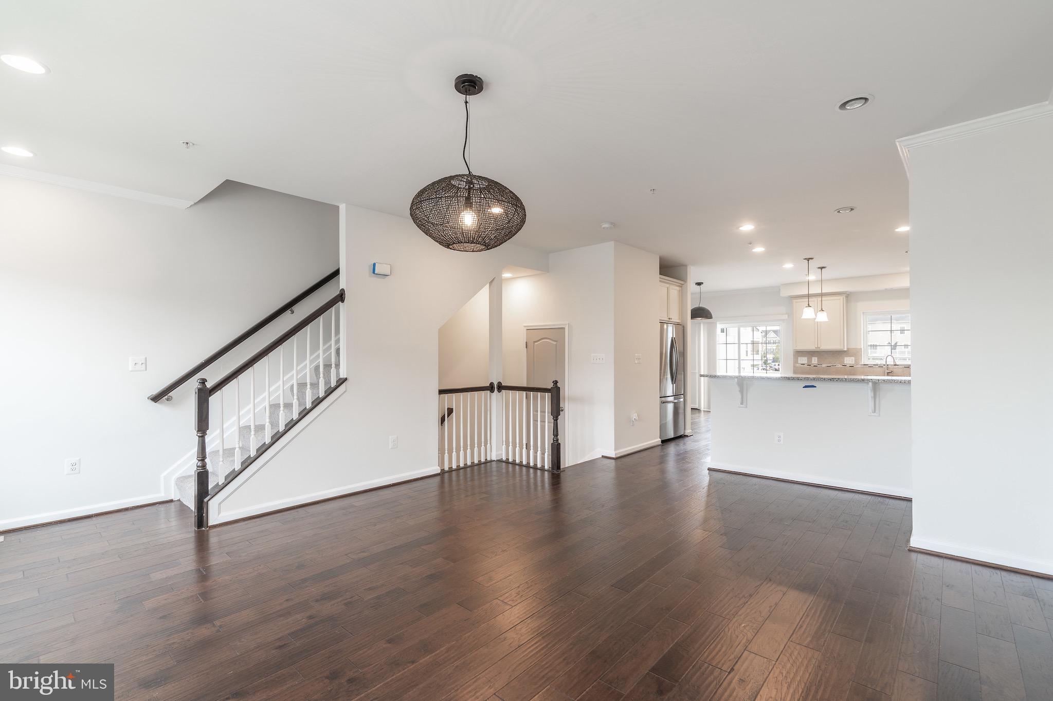 5427 SPOTSWOOD PLACE