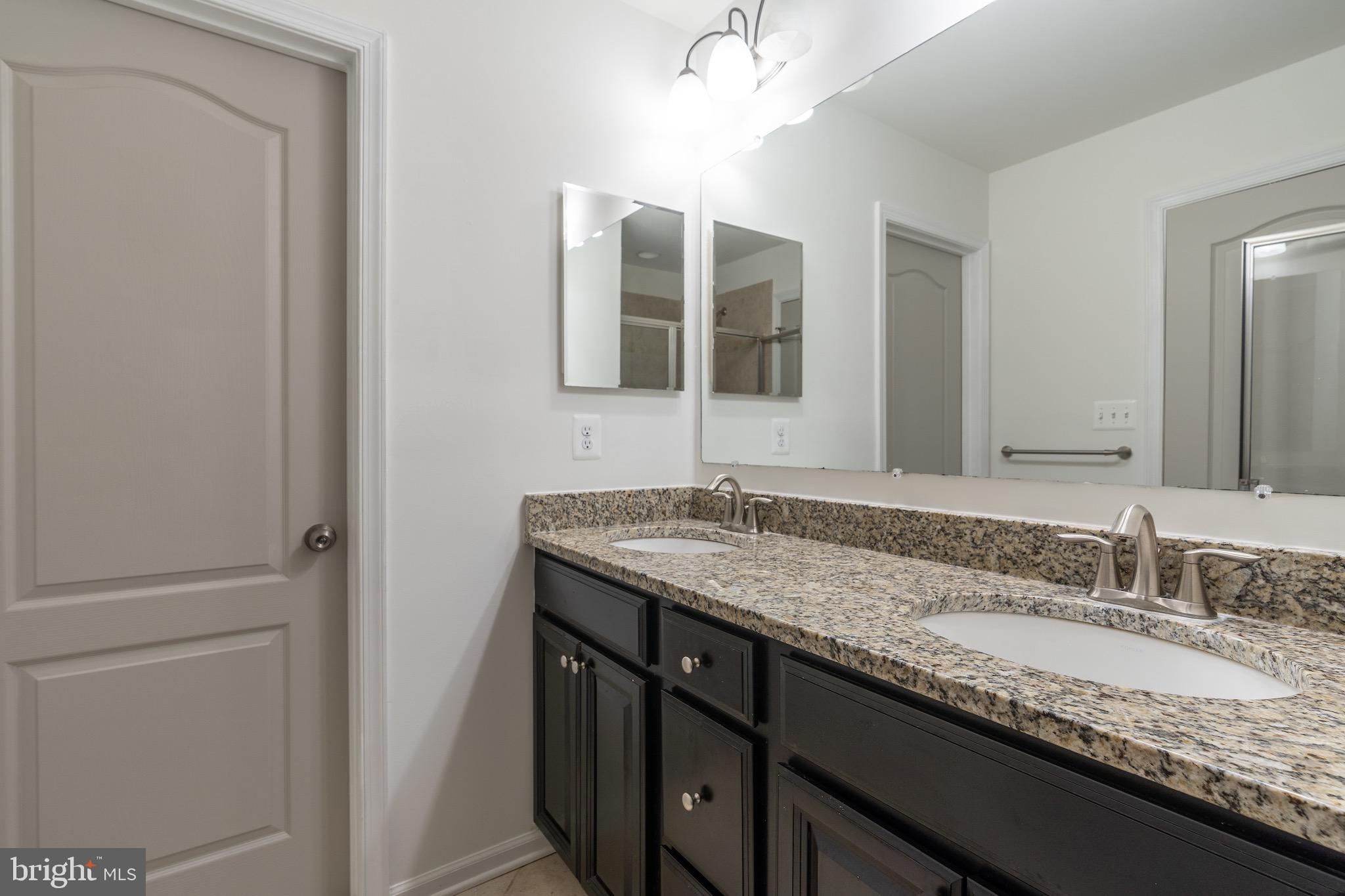 5427 SPOTSWOOD PLACE