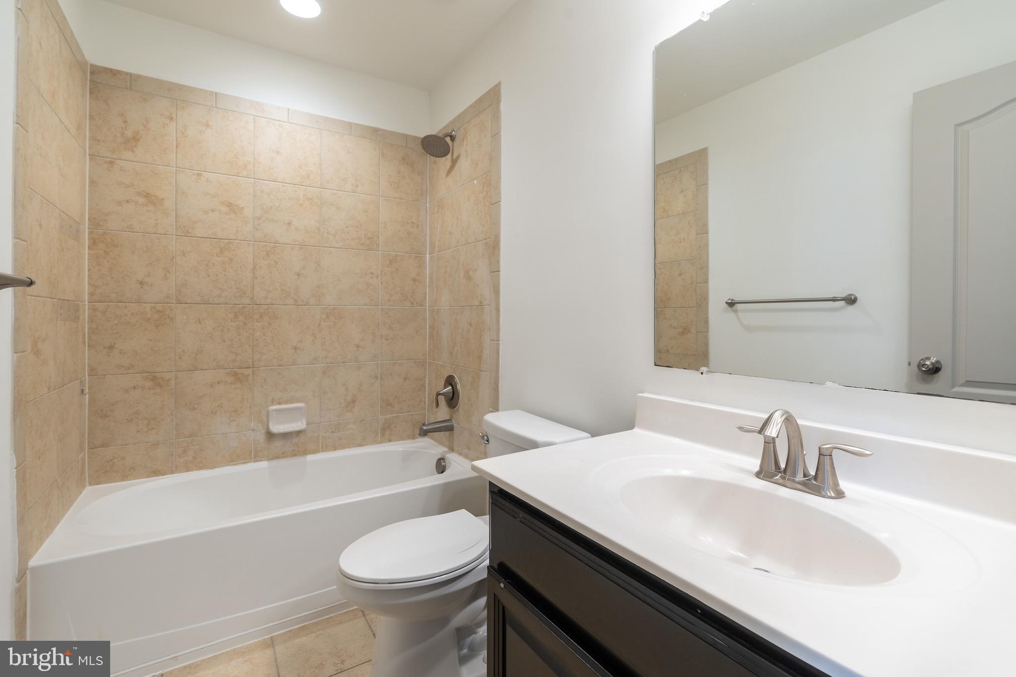 5427 SPOTSWOOD PLACE