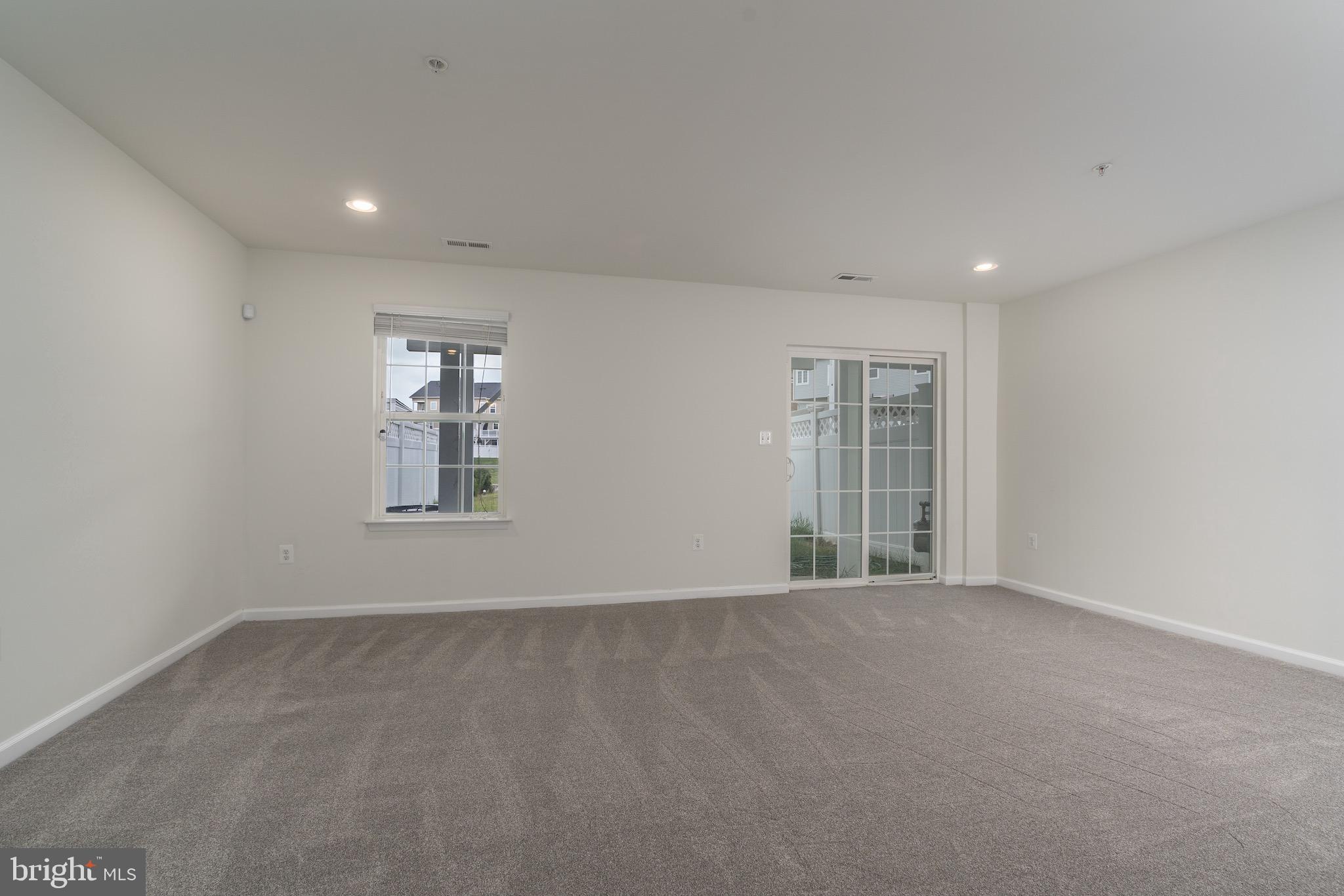 5427 SPOTSWOOD PLACE