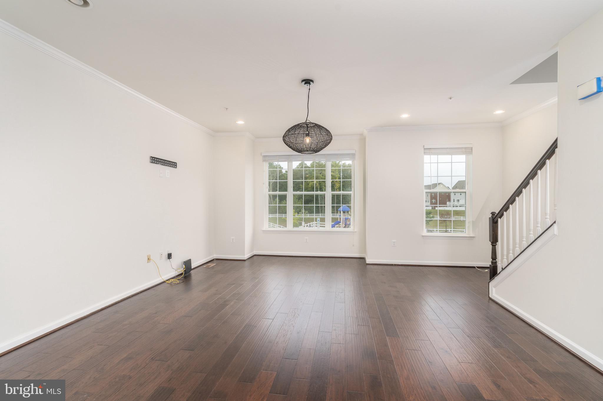 5427 SPOTSWOOD PLACE