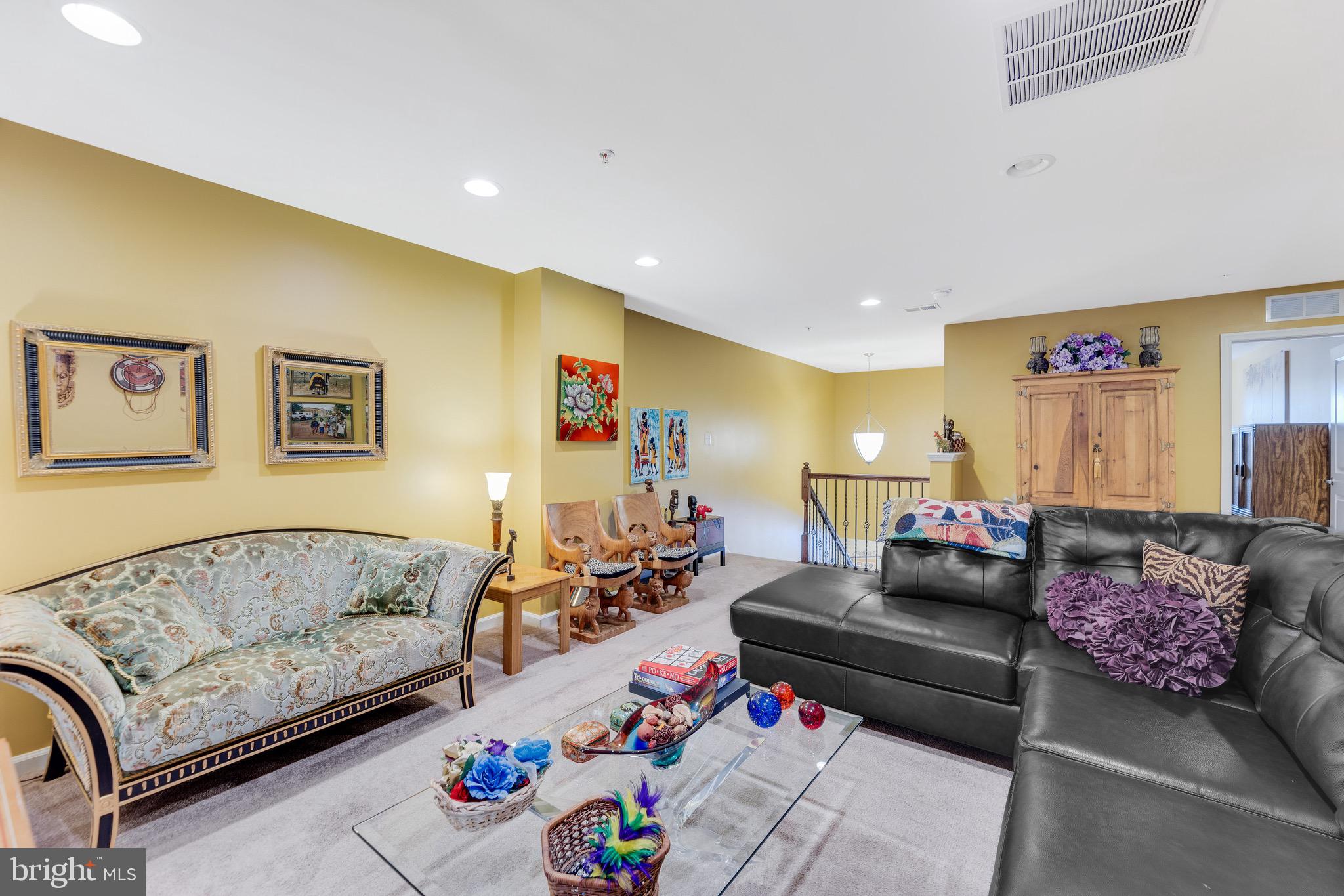 10444 SUNSHINE PLACE