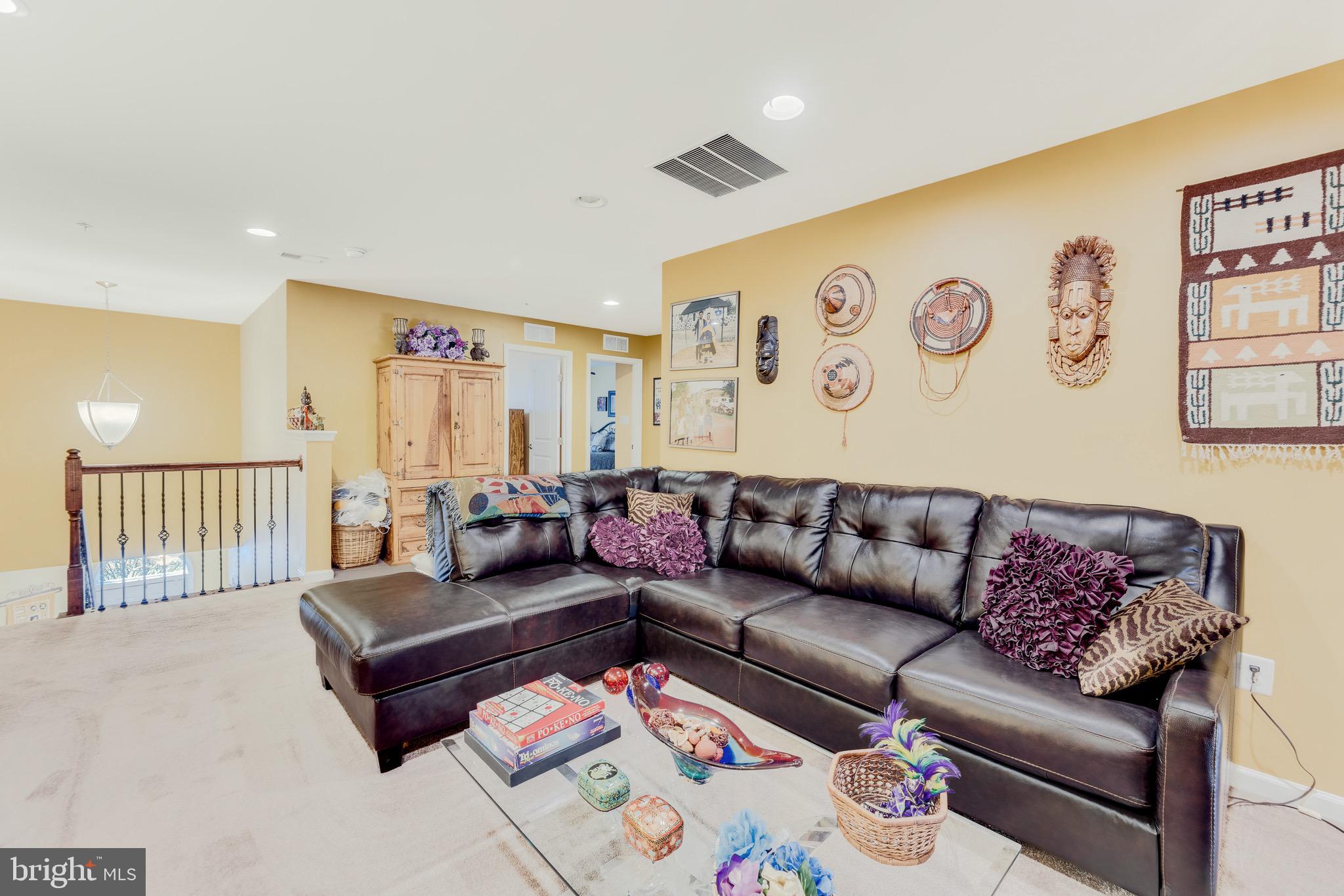 10444 SUNSHINE PLACE