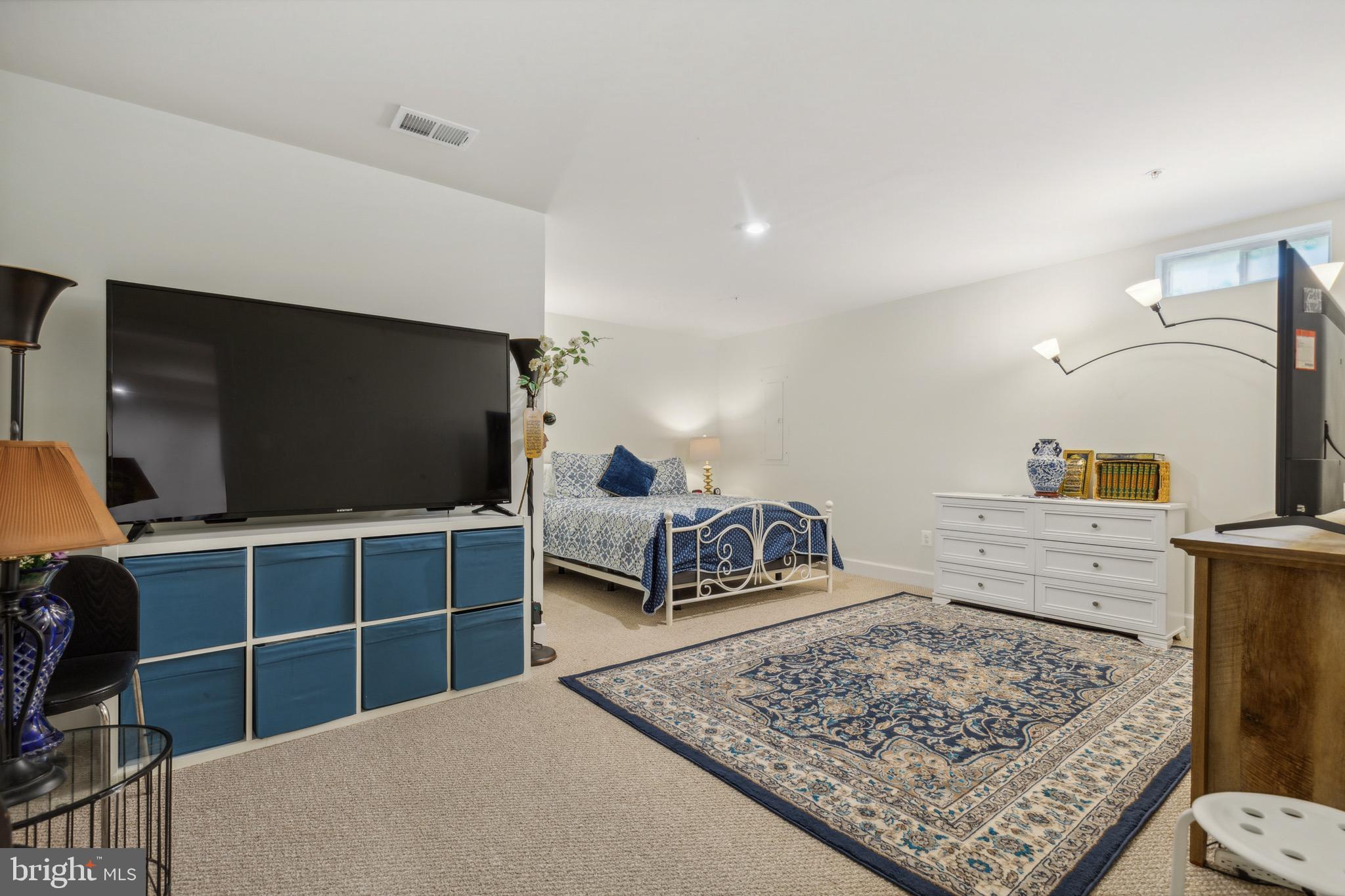 9354 PEPPER MILL COURT