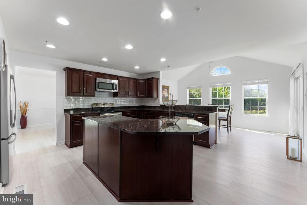 9028 CARTHAGE COURT