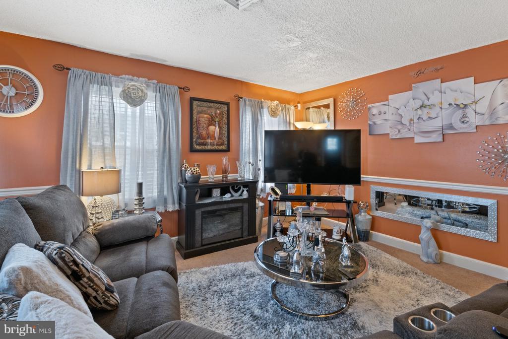 5306 CEDAR DRIVE