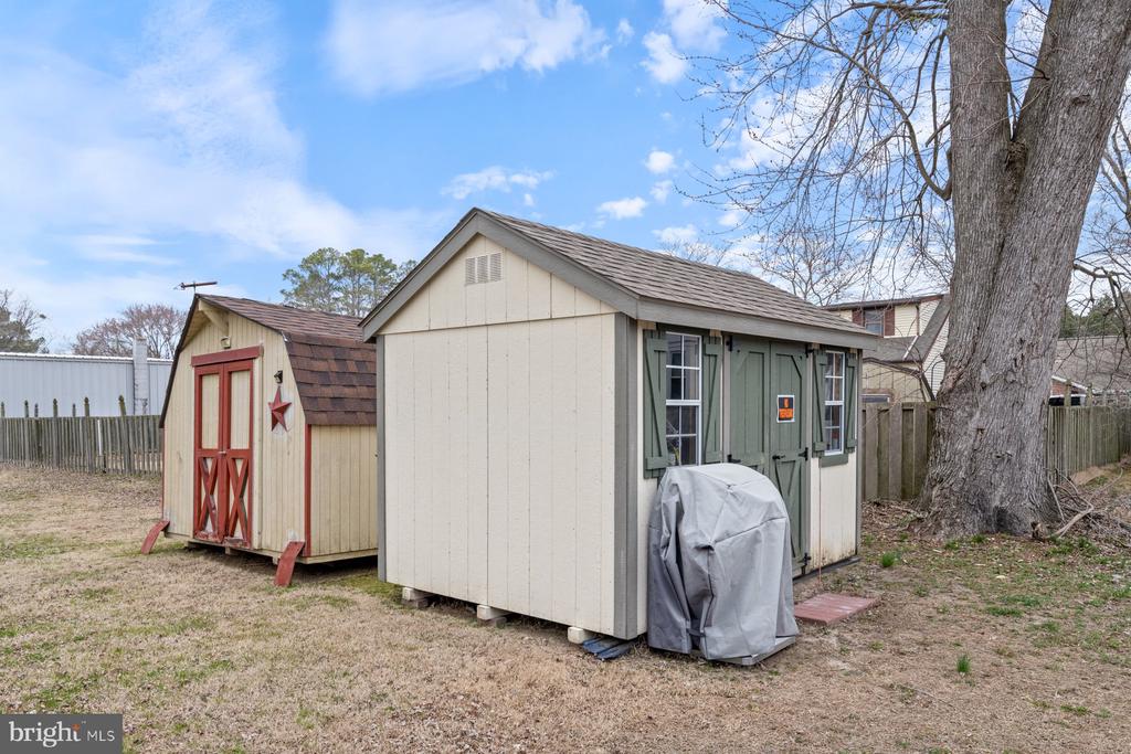 5306 CEDAR DRIVE