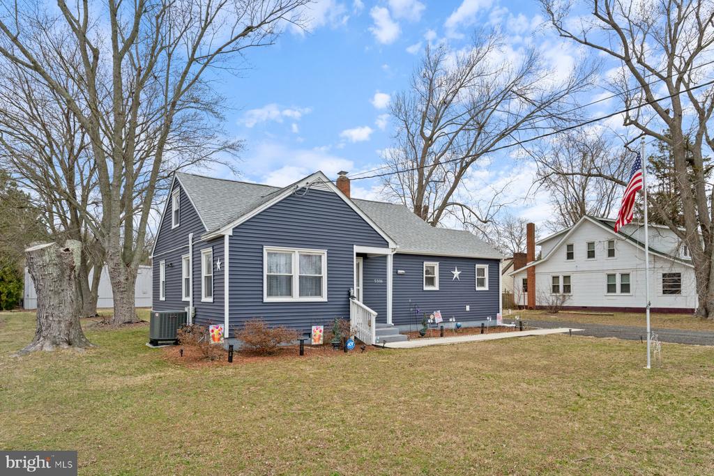 5306 CEDAR DRIVE