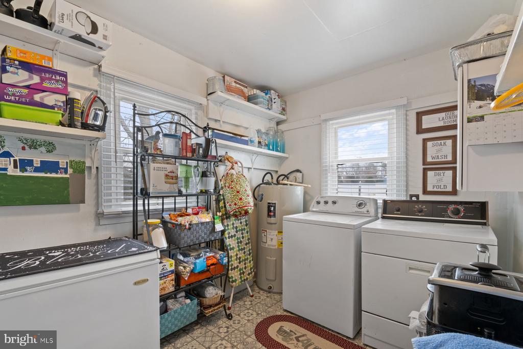 5306 CEDAR DRIVE