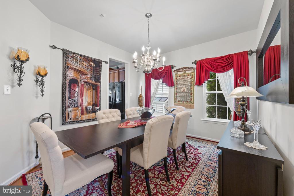9175 BEALLS FARM ROAD