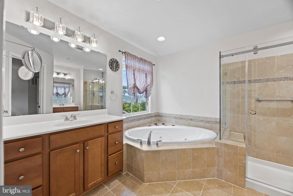 9175 BEALLS FARM ROAD