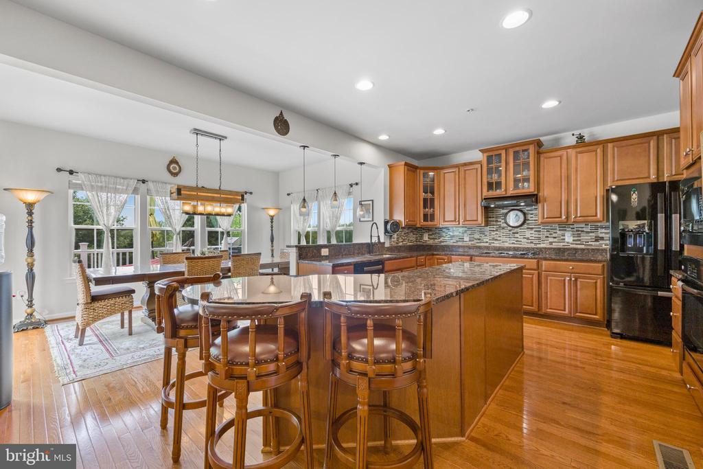 9175 BEALLS FARM ROAD