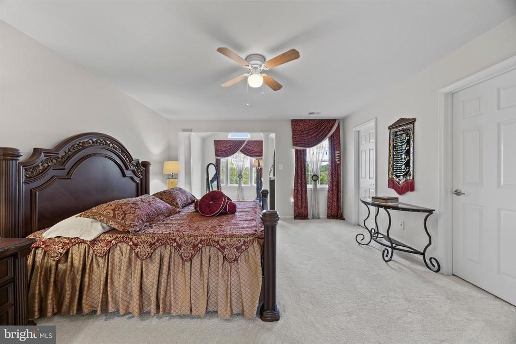 9175 BEALLS FARM ROAD