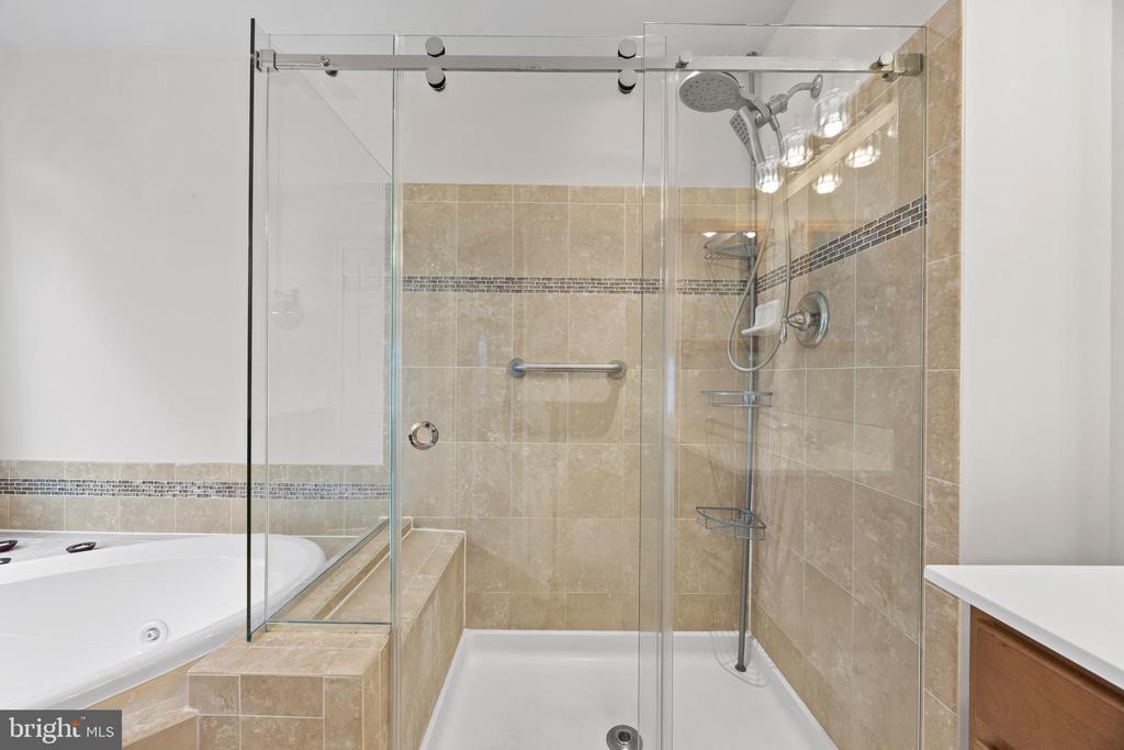9175 BEALLS FARM ROAD