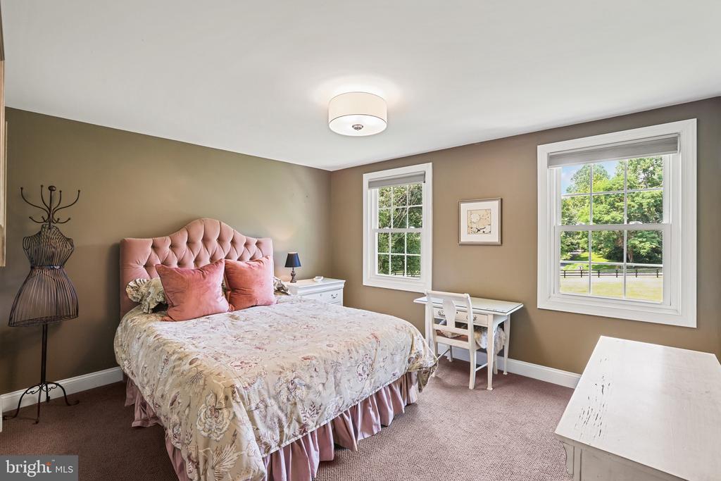 14711 BETULA WAY
