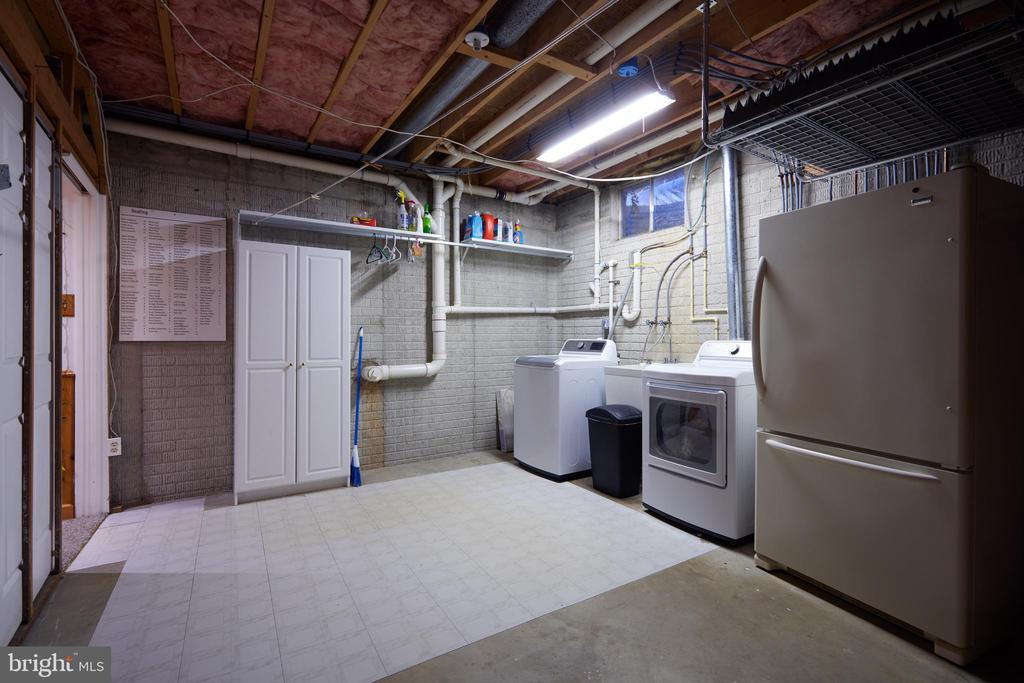 3243 STARTING GATE COURT