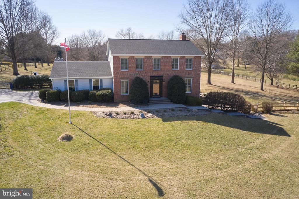 3243 STARTING GATE COURT
