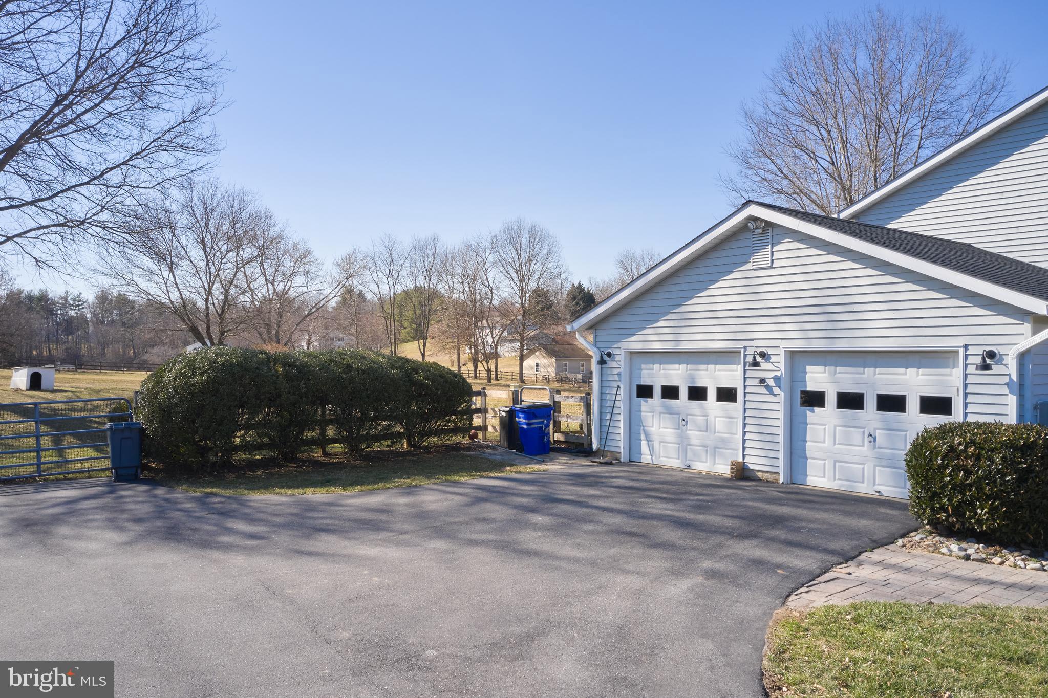 3243 STARTING GATE COURT