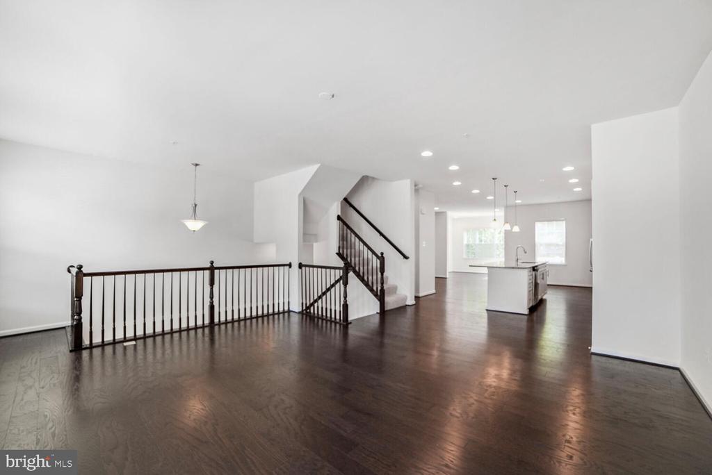 7872 RIVER ROCK WAY