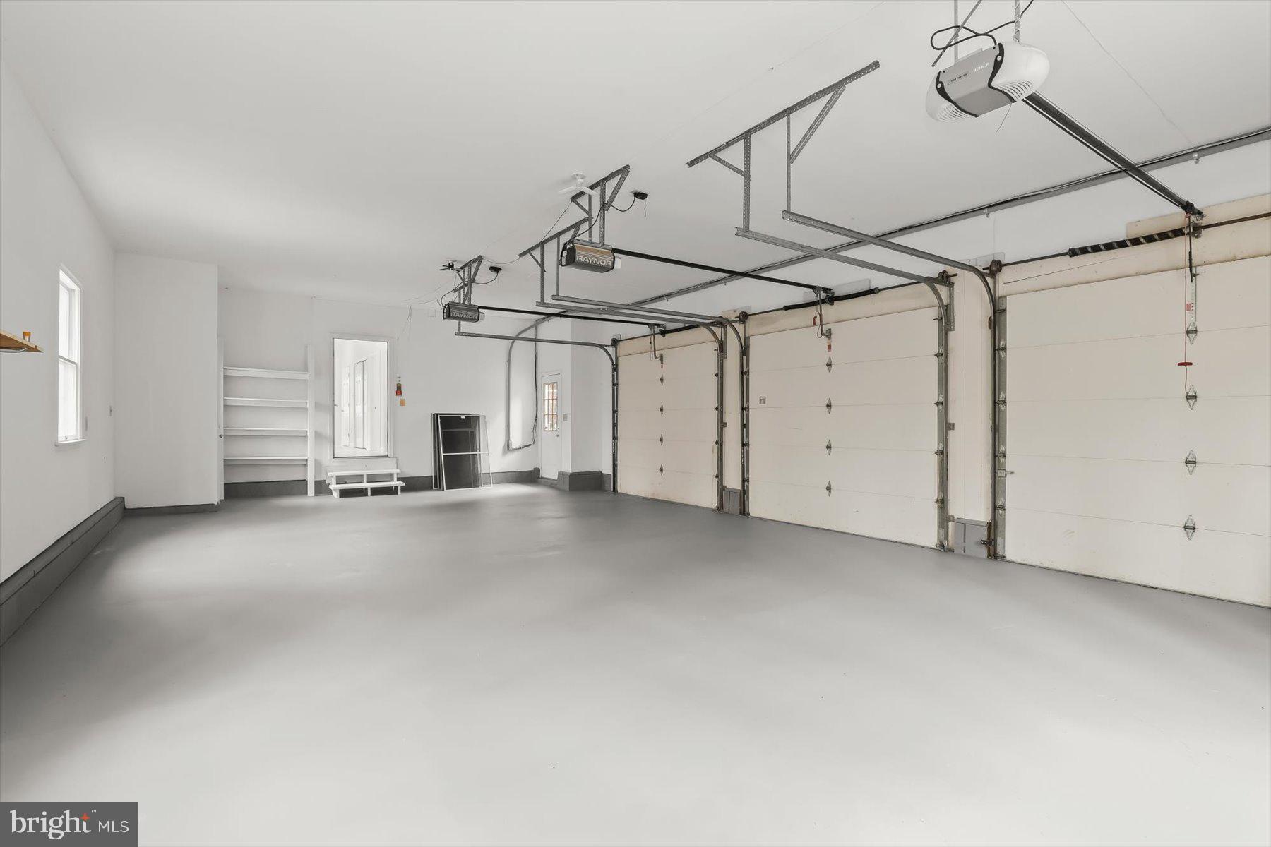 12400 TRIADELPHIA ROAD