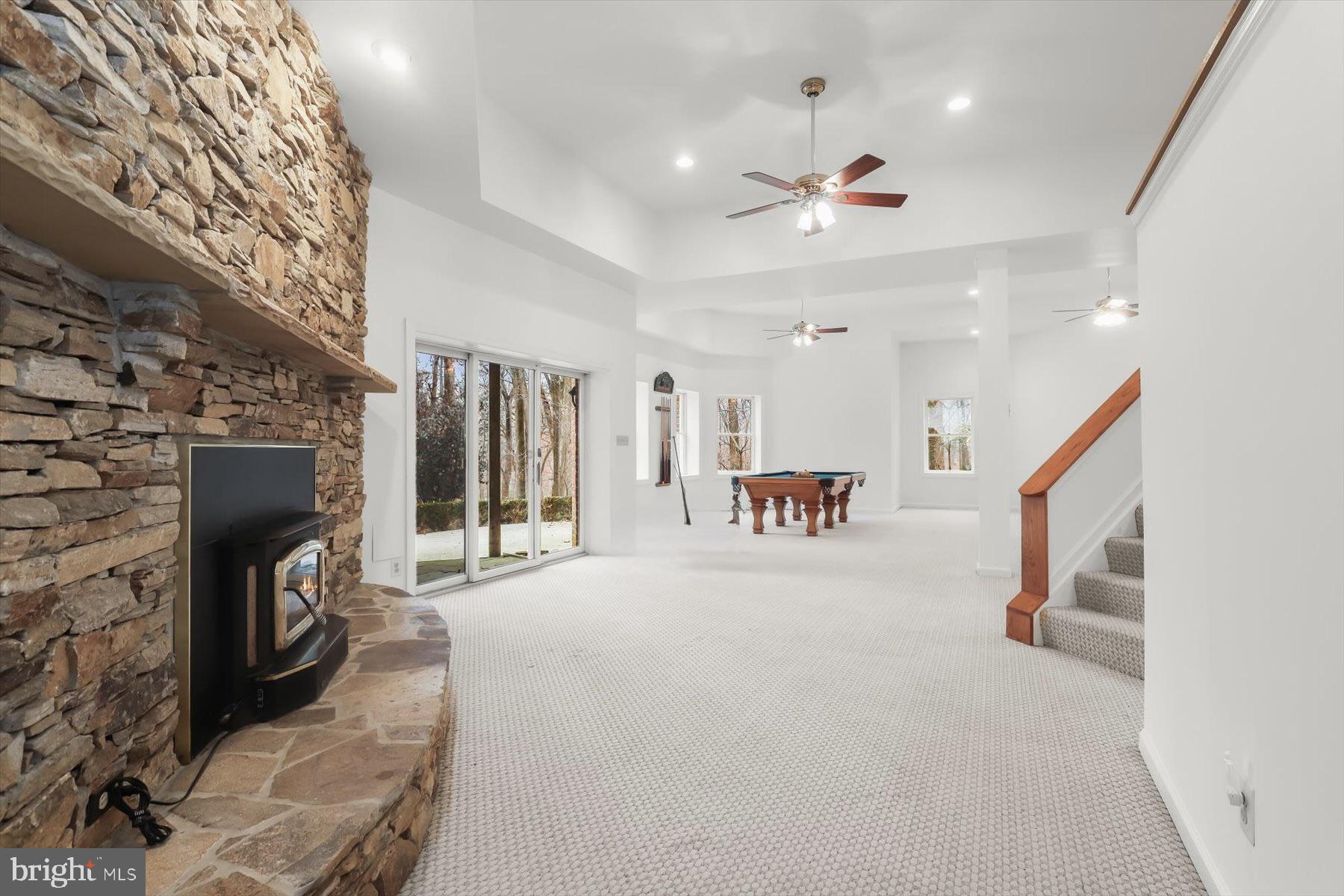 12400 TRIADELPHIA ROAD