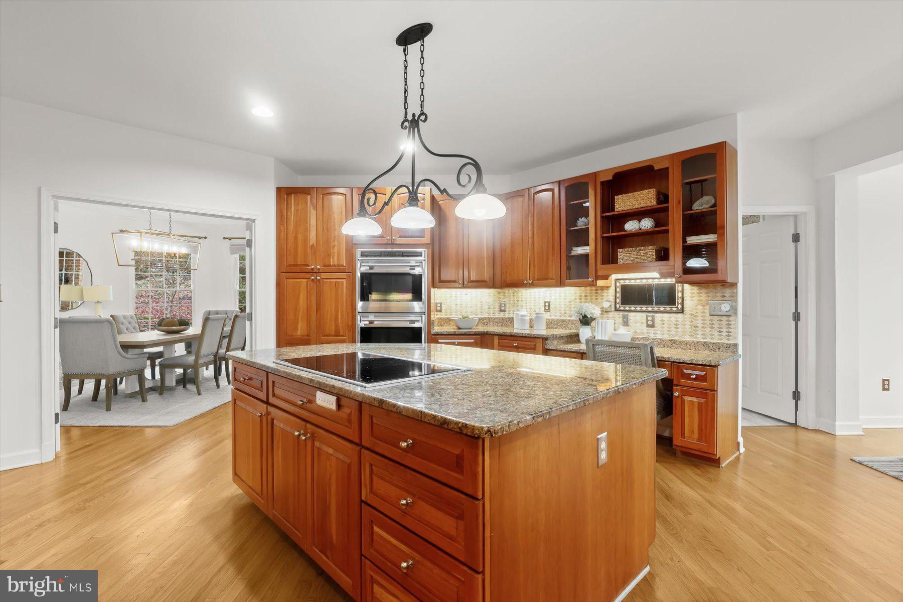 12400 TRIADELPHIA ROAD