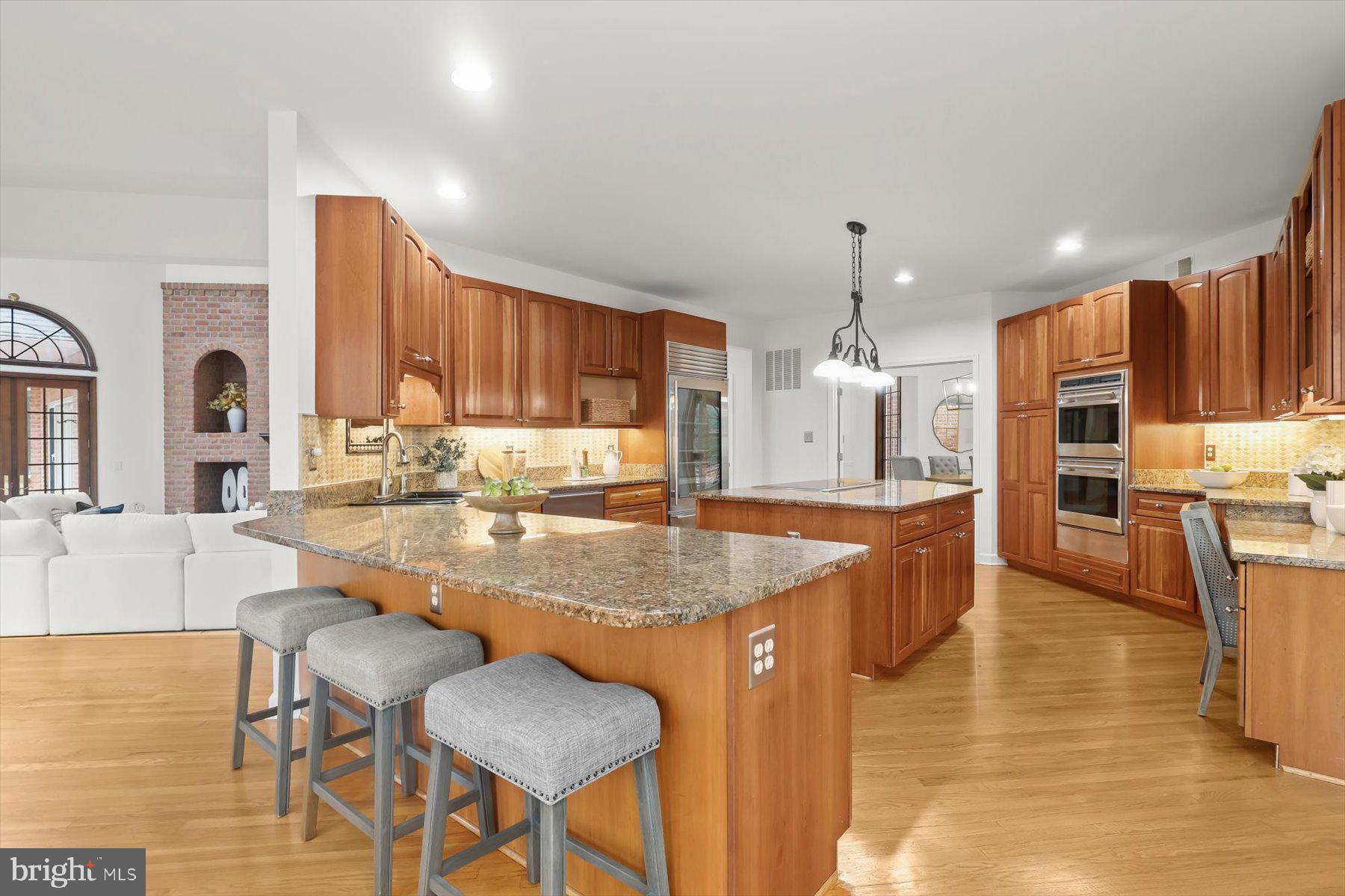 12400 TRIADELPHIA ROAD