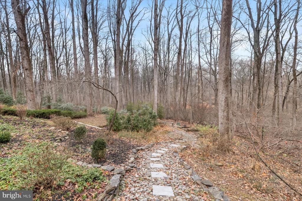 12400 TRIADELPHIA ROAD