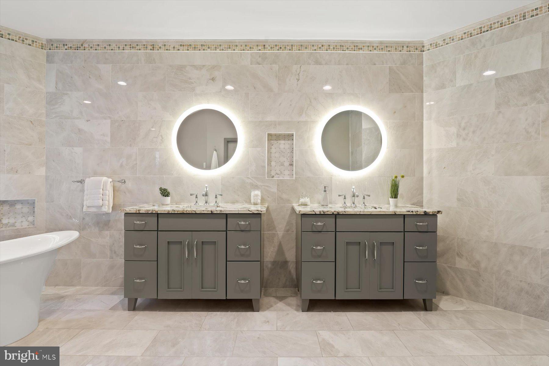 12400 TRIADELPHIA ROAD