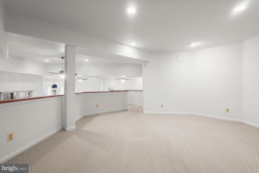 12400 TRIADELPHIA ROAD