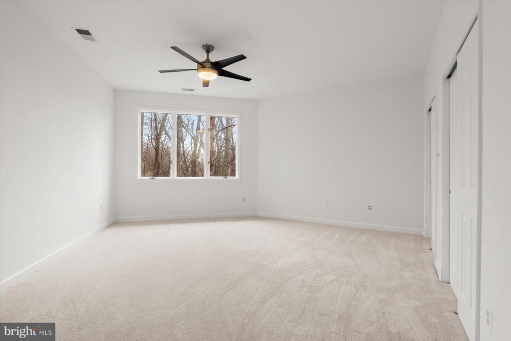 12400 TRIADELPHIA ROAD