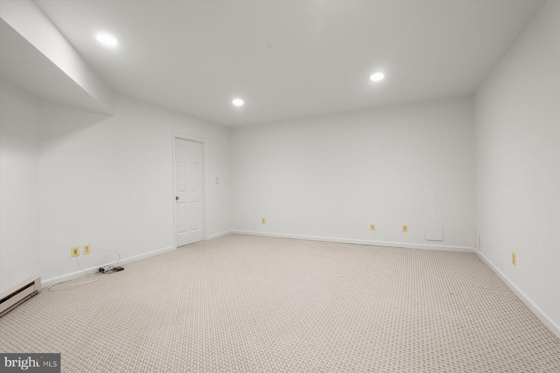 12400 TRIADELPHIA ROAD