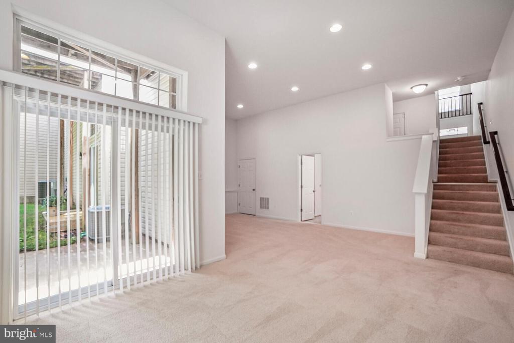 7872 RIVER ROCK WAY